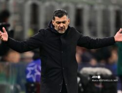 Amuk Curva Sud Milan: Conceicao Jawab Protes Keras Lazio