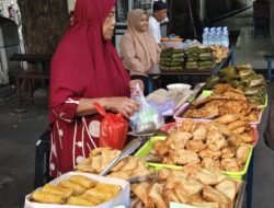 Berburu Takjil Ramadan: Masjid Cut Meutia, Akses Mudah via KRL