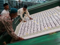 Meriahnya Tadarus Al-Quran Raksasa Warnai Banyuwangi