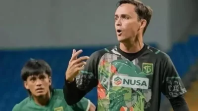 Munster Ingin Persebaya Kejar Dewa United dan Persib di Puncak Klasemen