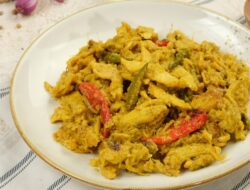 Oseng Ayam Bumbu Kuning: Menu Sahur Praktis, Lezat, dan Bergizi