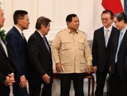 Prabowo Ajak Miliarder Dalio Bahas Ekonomi RI di Istana Negara