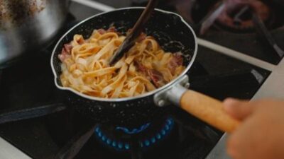 Rahasia Menghangatkan Pasta: 5 Tips Antikering dan Aman