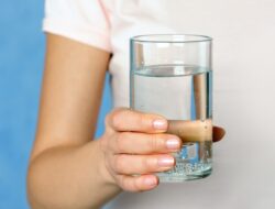 Rahasia Terhidrasi Selama Puasa: Atasi Dehidrasi dengan Tips Minum Air Putih
